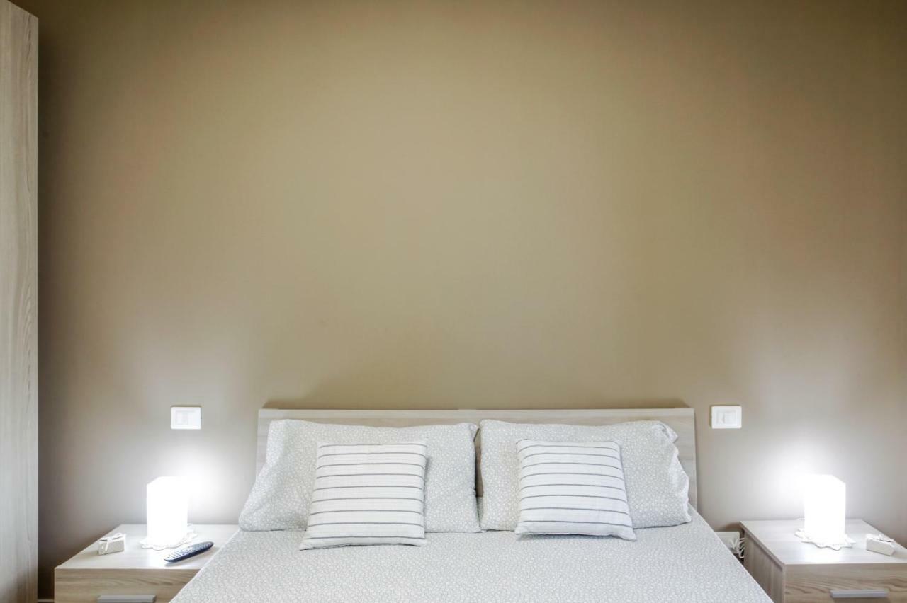 Bari Centrale Railway Station Apartment ภายนอก รูปภาพ